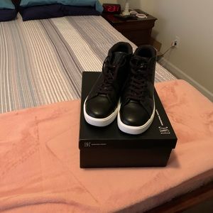 Men’s casual/ dress sneakers, never been worn in original box but no tags